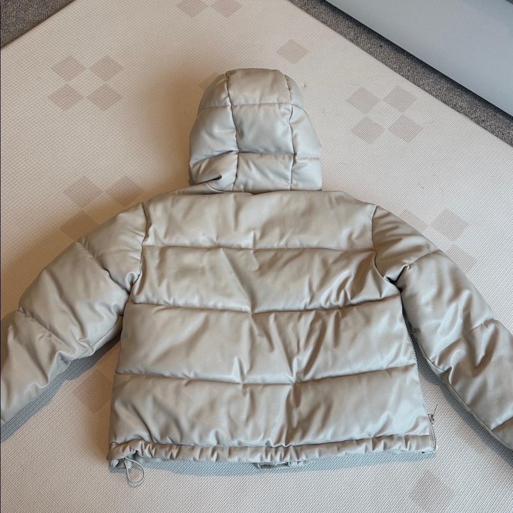 Puffer jacket - Picture 2 of 3